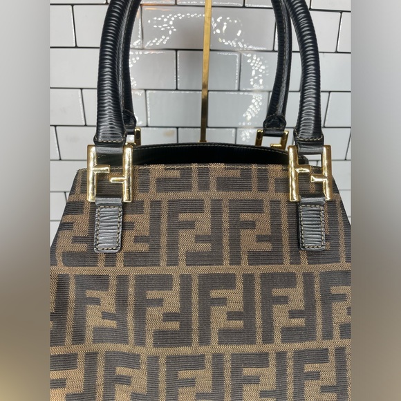 Authentic Vintage Fendi Zuca Bucket Bag - Picture 2 of 6